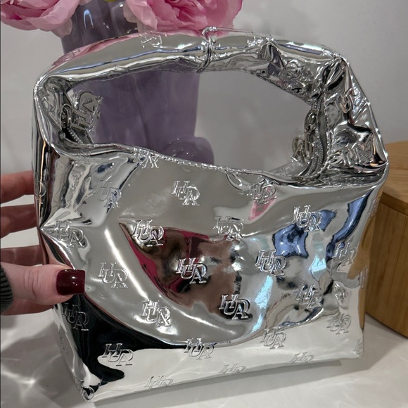 HUDA BEAUTY makeup bag set - Picture 5 of 7